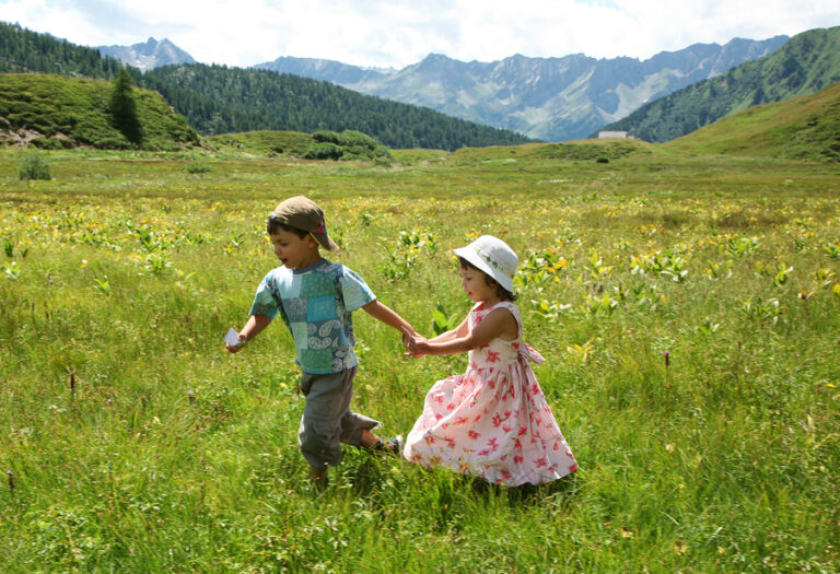 Andare In Montagna Con I Bambini Idee Vacanze E Consigli