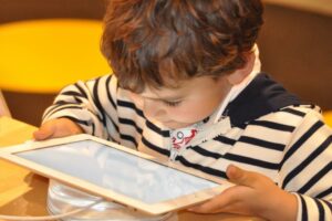 tablet smartphone bambini