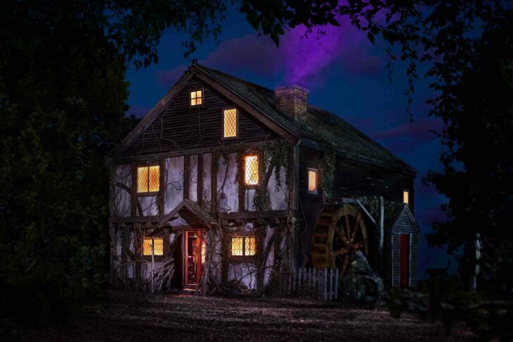 hocus pocus cottage